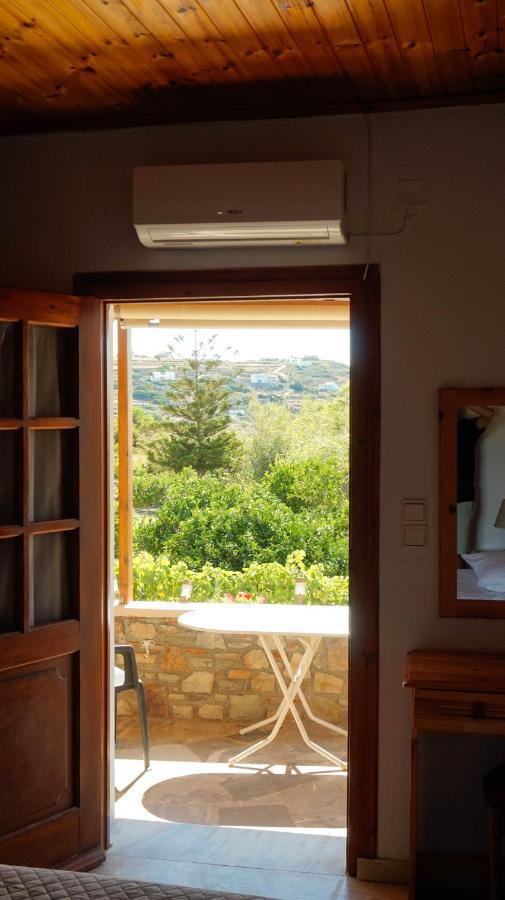 Soula Rooms Kini Exteriér fotografie