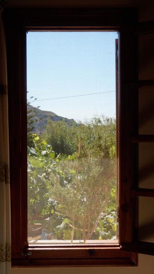 Soula Rooms Kini Exteriér fotografie